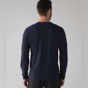 lululemon athletica Men's Deep Blue Long Sleeve Tee